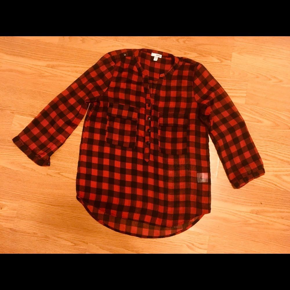 Half sleeve shirt